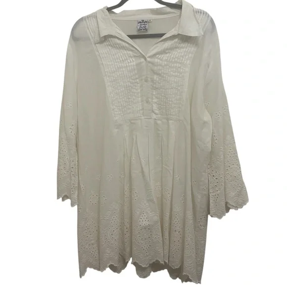 Parsley & Sage Eyelet Blouse - Picture 1 of 8